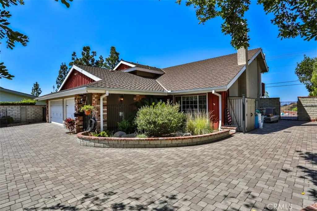 3003 Mesa Verde Drive, Burbank, California 91504 home-pic-5